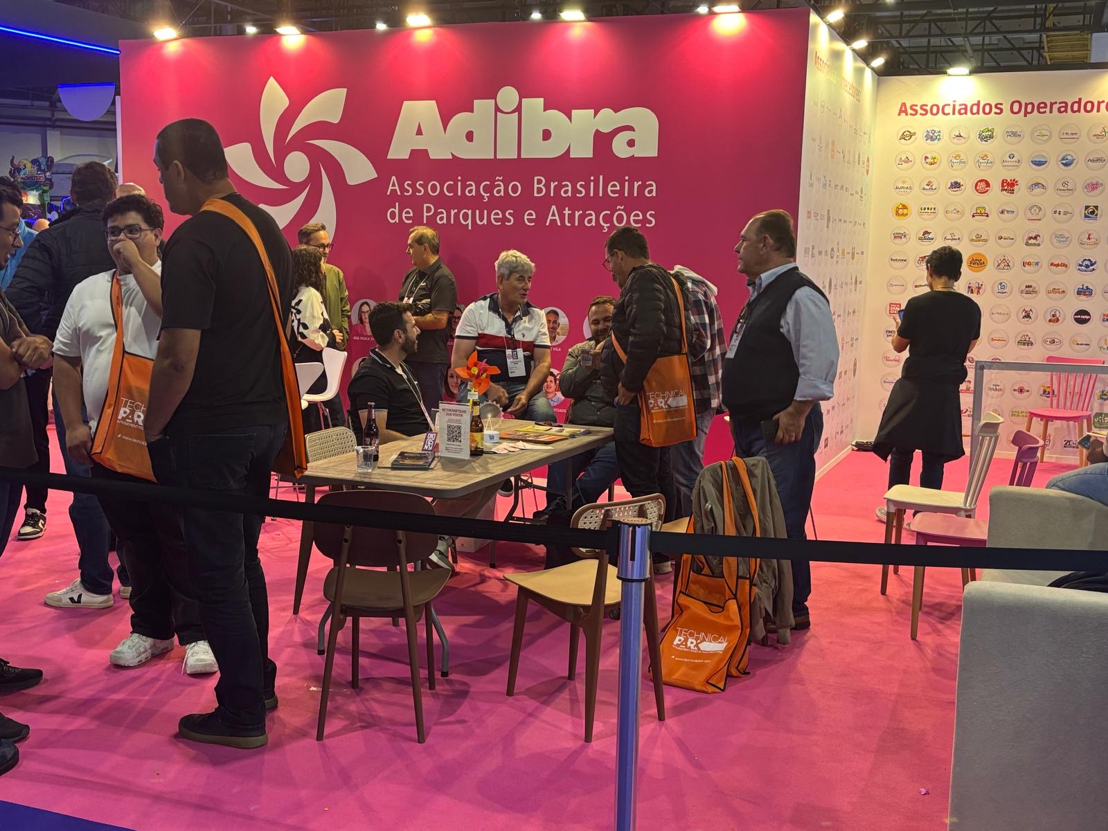 Lo stand Adibra all'Expo Parques e Festas